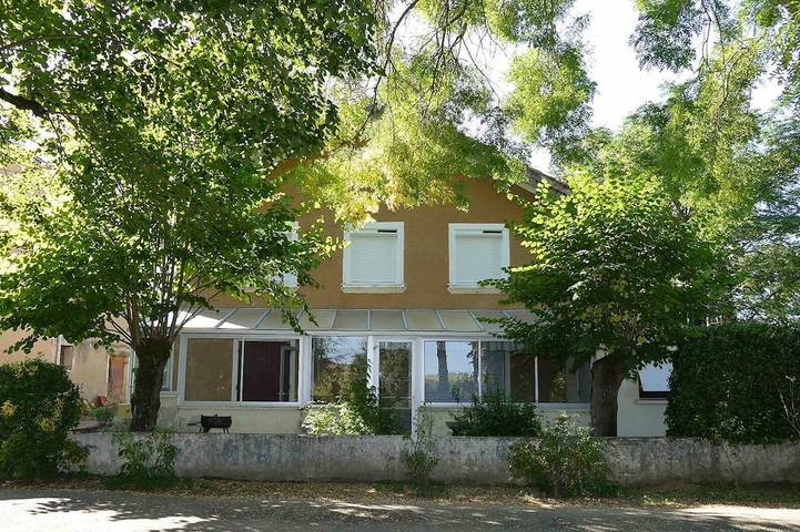 Ferme pour 5 personnes, avec balcon et jardin dans le Lot-et-Garonne