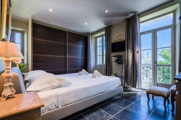 Villa for 10 People in Antibes, Cannes region, Photo 2