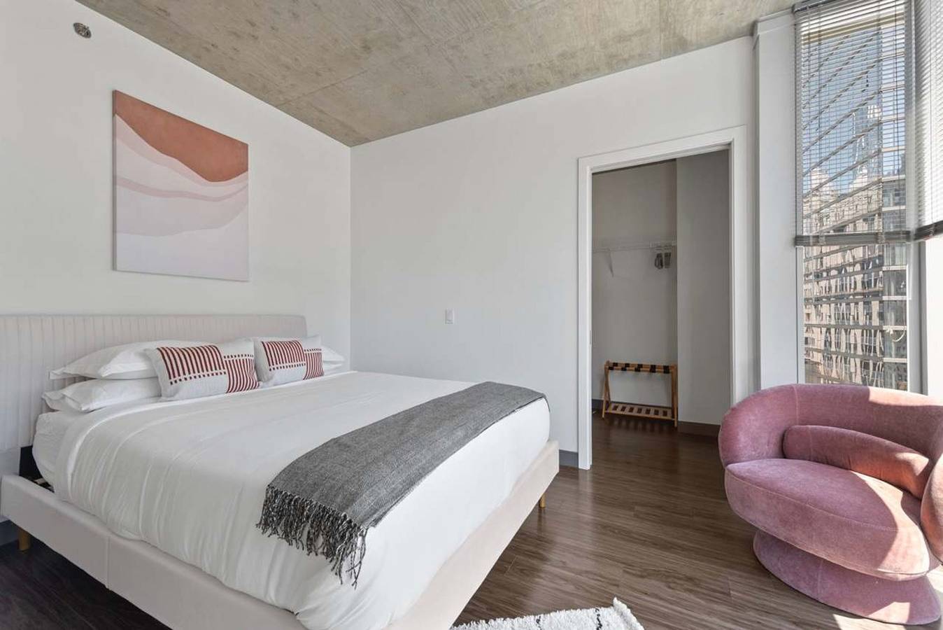 Apartamento entero, 2Br Apt Stunning Views Steps to Michigan Avenue in Chicago, Condado de Cook