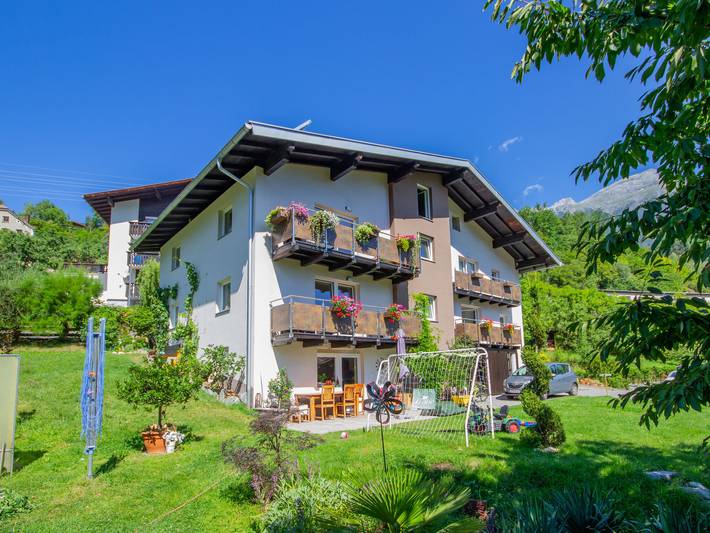 Ferienwohnung für 4 Personen, mit Balkon und Garten in Pians