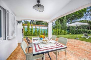 Villa voor 4 Personen in Olhos de Água, Faro District, Afbeelding 3