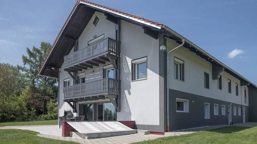 Ferienwohnung für 10 Personen, mit Garten und Balkon sowie Sauna in Buchenberg - 2