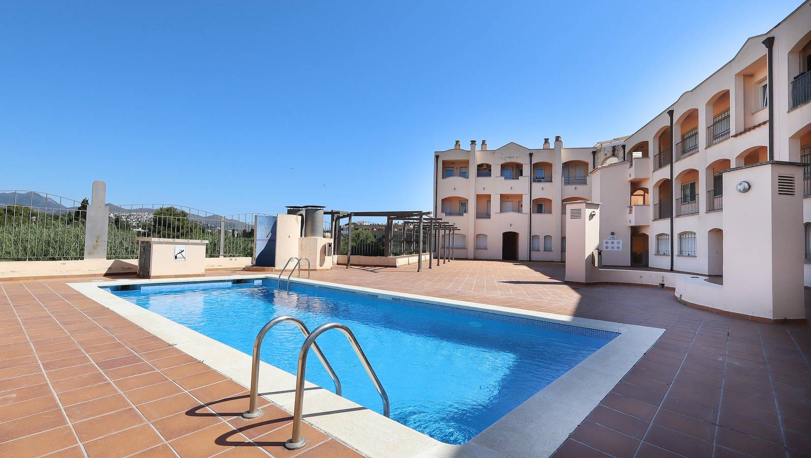 Apartamento entero, Apt. Pau Casals 2 hab - Piscina - Llançà in Platja del Port (Llanca), Llansá