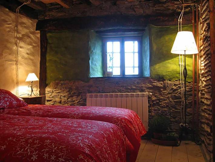 Casa rural para 11 personas, con Balcón y Terraza además de Jardín y Vistas en El Ordial