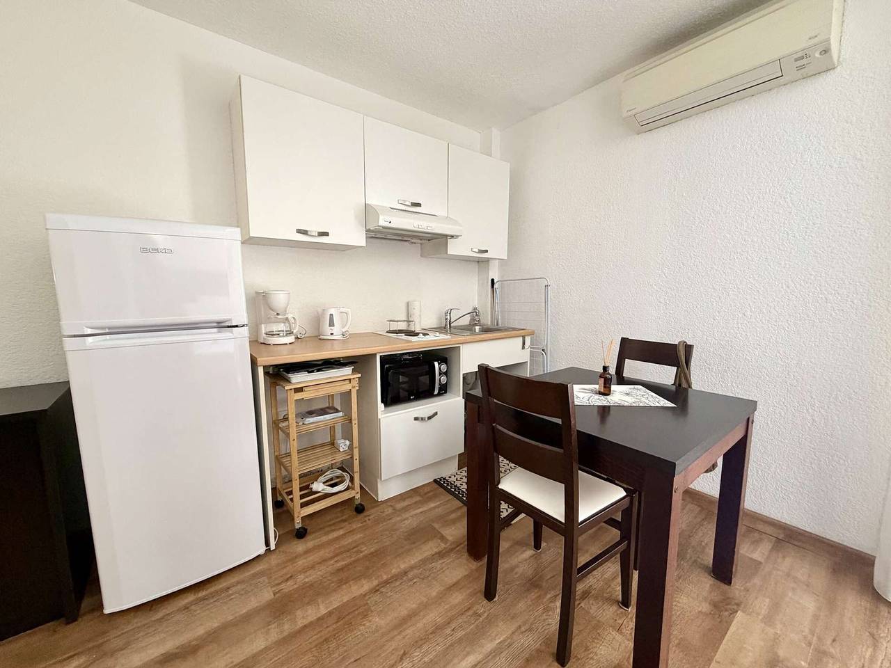 Appartement entier, Studio climatisé avec piscine et parking à Saint-Florent in Saint-Florent, Région de Calvi