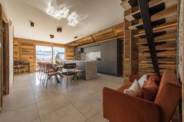 Holiday Apartment for 10 People in Valmeinier, Western Alps, Photo 1