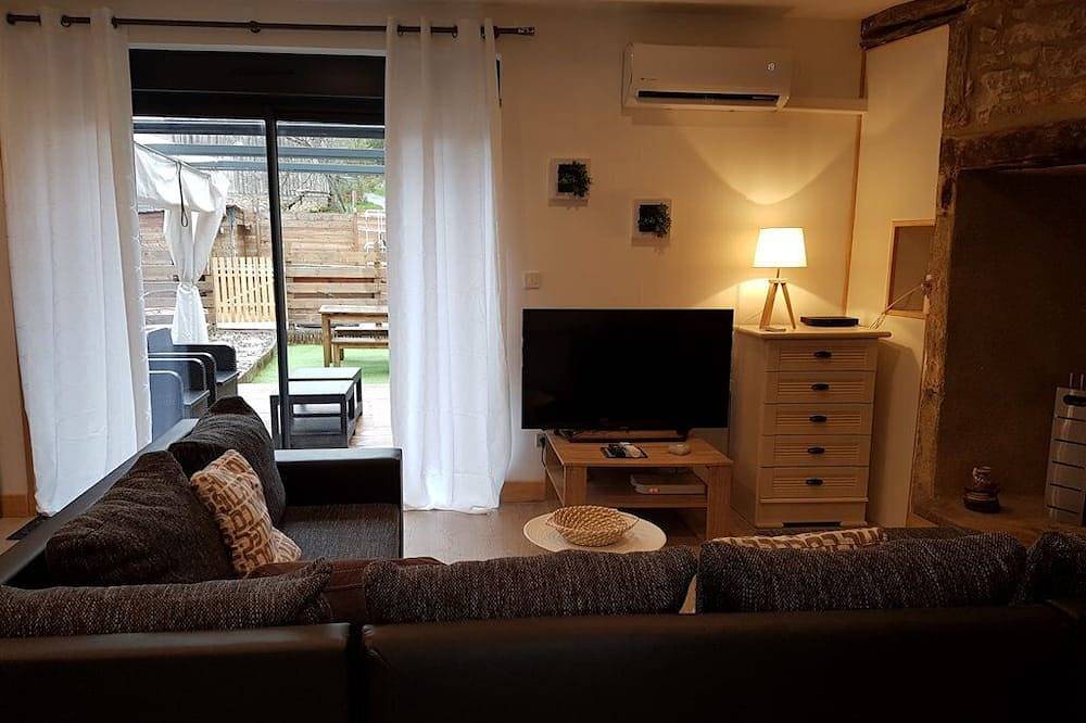 Charming House L'Etoile in Saint-Vincent-de-Cosse, Périgord Noir