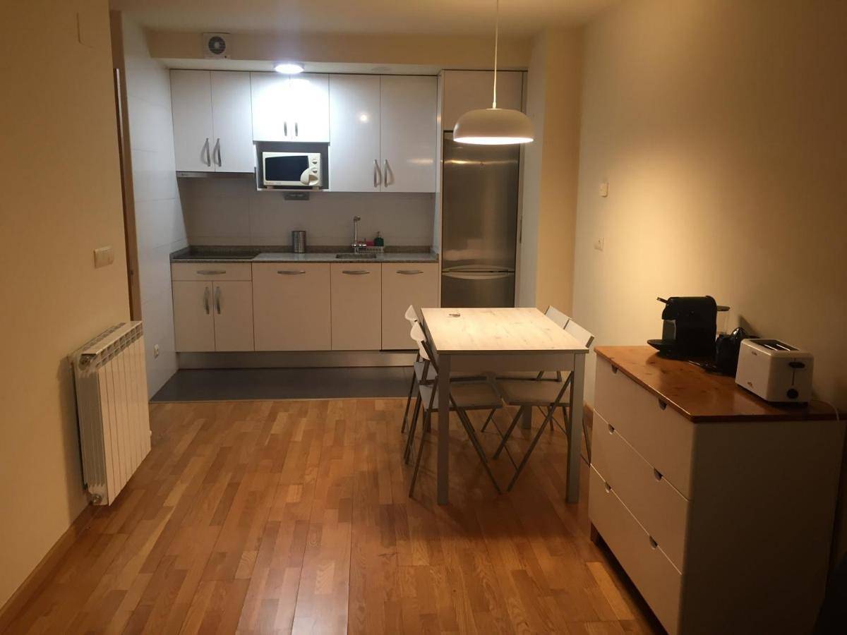 Appartement entier, Appartement de vacances pour 3 personnes avec balcon in Tudela, Province de Navarra
