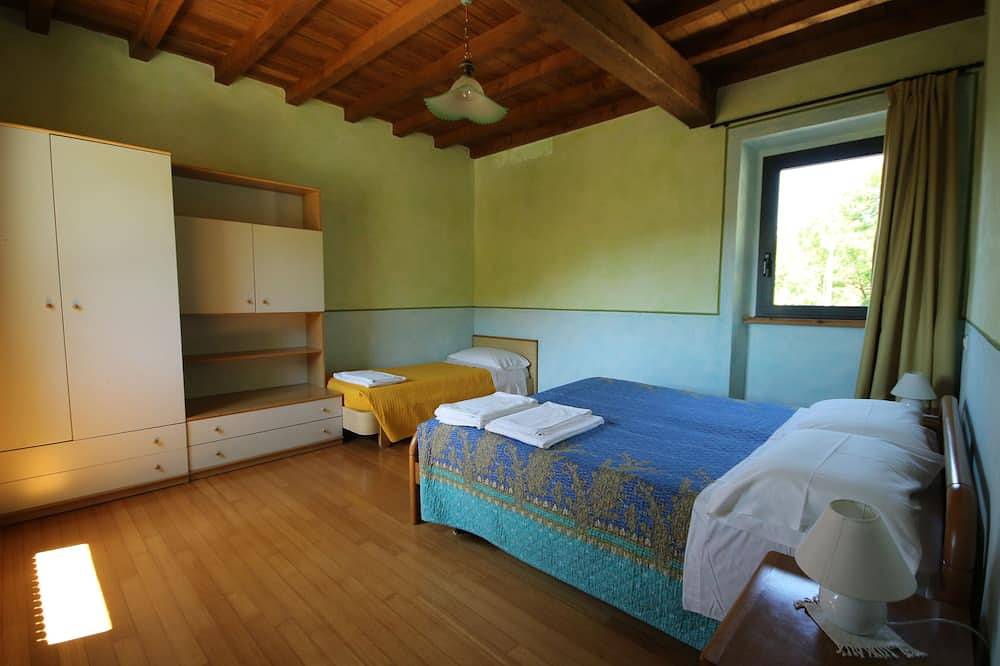 Villa Mit Privatem Pool Für Exklusive Nutzung Und Grosser Garten In Der Hilly Area in Carpineti, Reggio Emilia Provinz