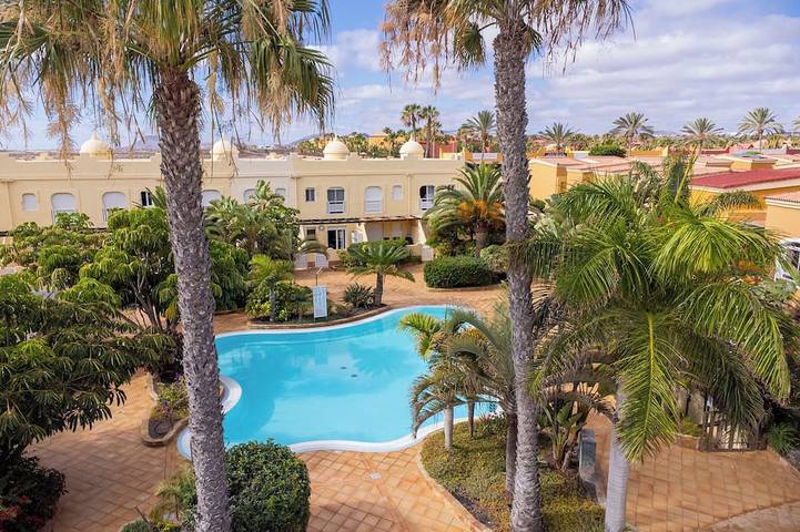 Holiday apartment for 4 people, with balcony and pool - 1