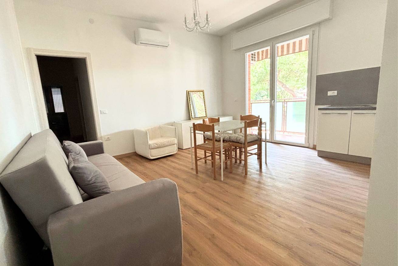 Appartamento intero, Cv016 - Cervia, nuovo trilocale con posto auto a 100m dal mare in Pinarella, Provincia di Ravenna