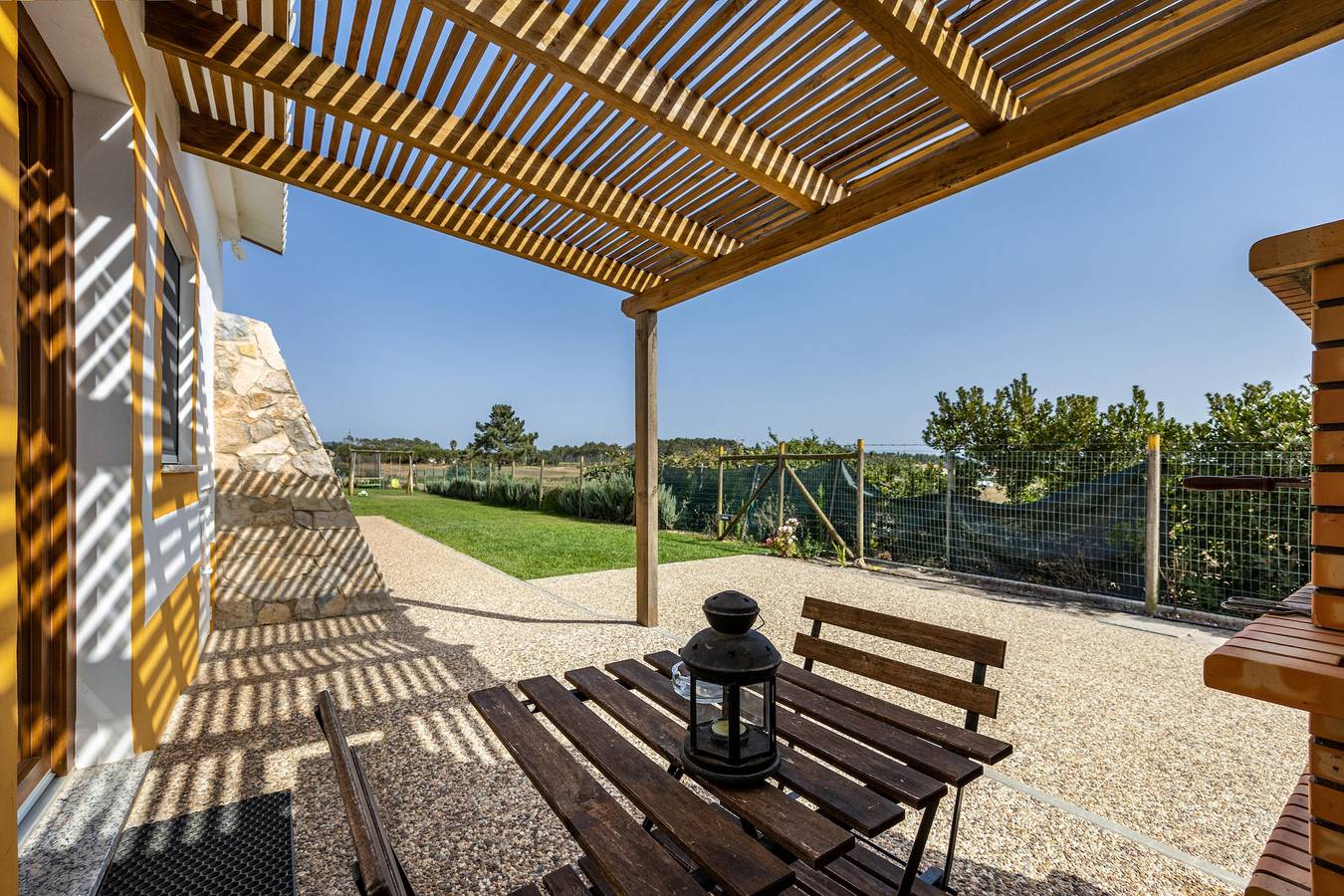 Casa de Férias Monte do Tanoeiro - Casa Nova com Wi-Fi & Garden in Rogil, Distrito de Faro