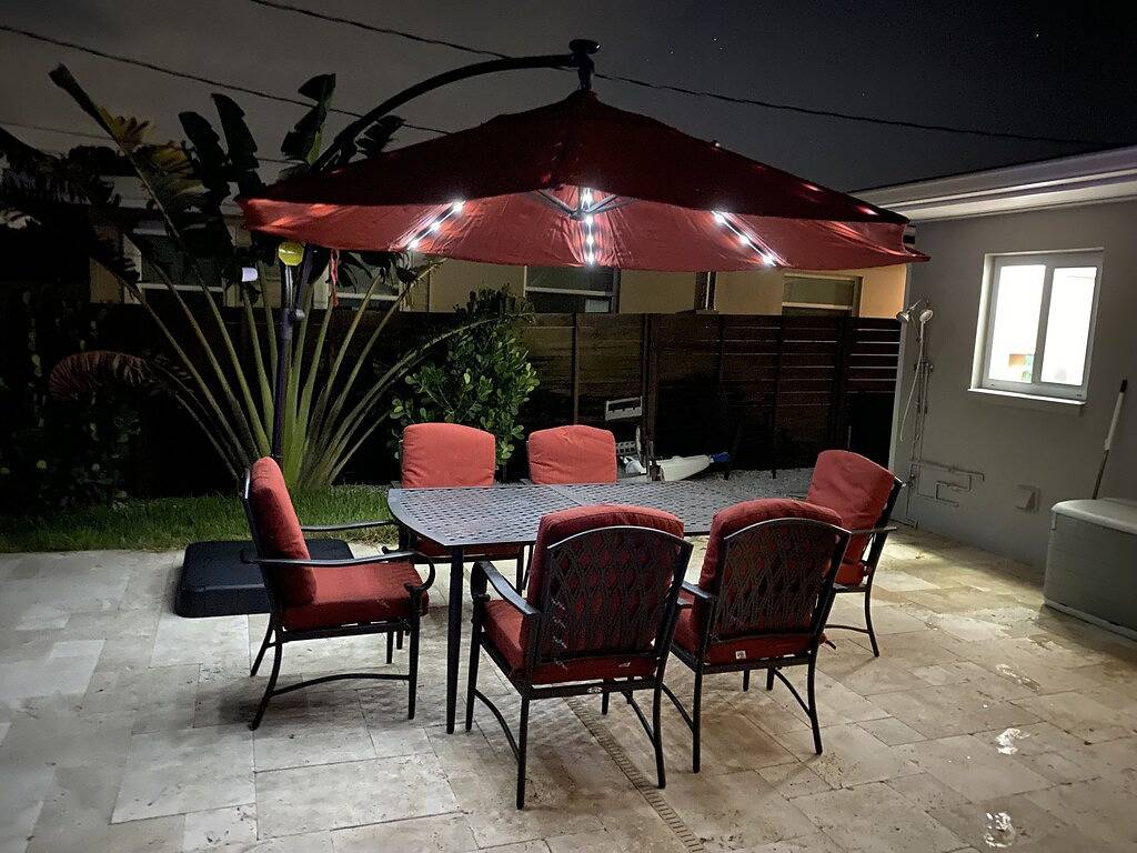 Tranquil Escape Heated Pool & Hot Tub - Gulf Coast Beach - Home away from Home in Largo, Pinellas County