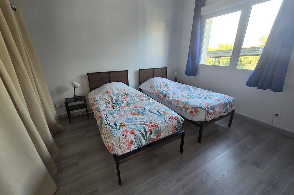 Villa Tout Confort Avec spa in Saint-Marcel-d'Ardèche, Privas