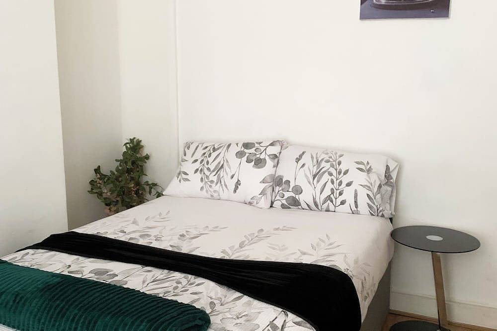 London Townhouse retreat, close to Tottenham hotspurs stadium in London, Südostengland
