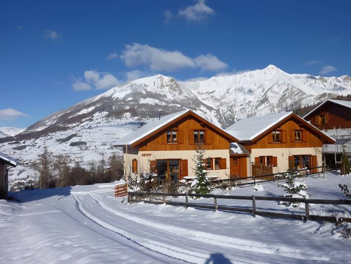 Chalet pour 32 personnes, avec jacuzzi ainsi que bassin pour enfant et jardin, animaux acceptés à Les Orres - 2