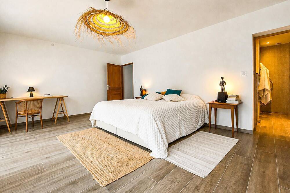 Luxueuse Villa avec piscine in Saint-Laurent-de-la-Prée, Rochefort und Umgebung