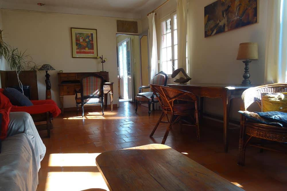Location estivale  Belle villa dans  la campagne grassoise in Grasse, Côte méditerranéenne (France)