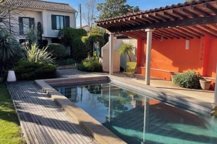 Villa for 14 people in Montpellier