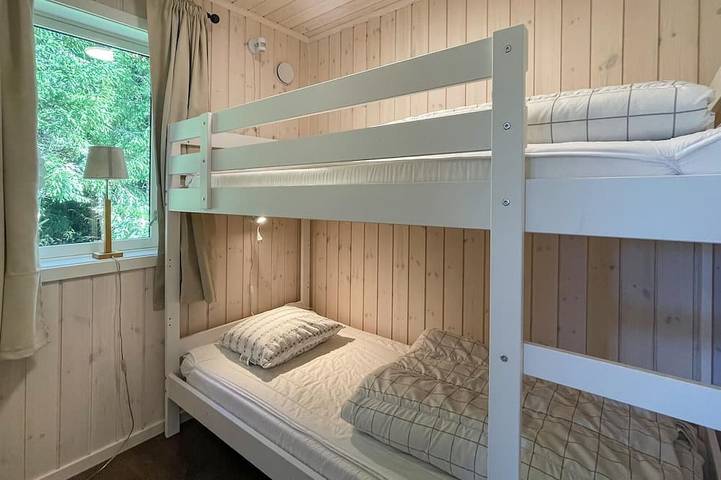 2 bedroom cozy home in årjäng in Dalslands Kanal