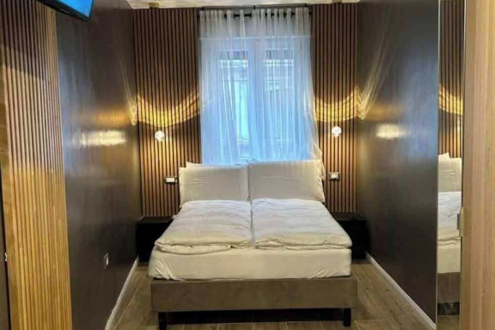 Suite Doppia King con Vasca Idromassaggio in Trento, Dolomiti di Fiemme