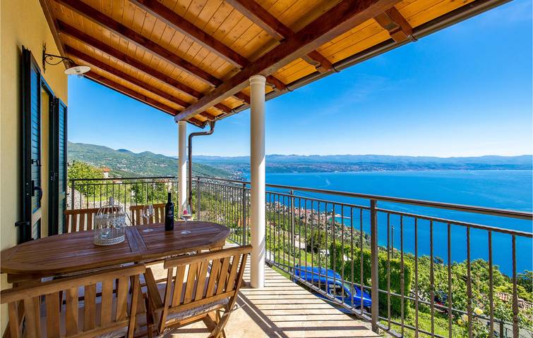 Gîte pour 3 personnes, avec jardin et terrasse à Lovran - 3