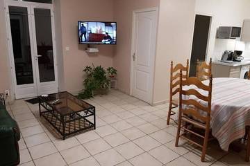 Gîte pour 5 personnes, avec jardin, animaux acceptés dans Lorcy
