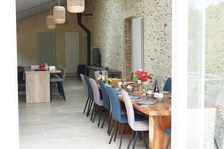 Location de vacances pour 21 personnes, avec jardin et vue, animaux acceptés à Cheffois - 3