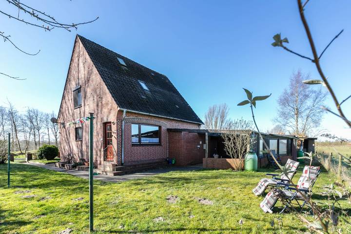 Ferienhaus für 4 Personen, mit Garten und Seeblick am Nord-Ostsee-Kanal