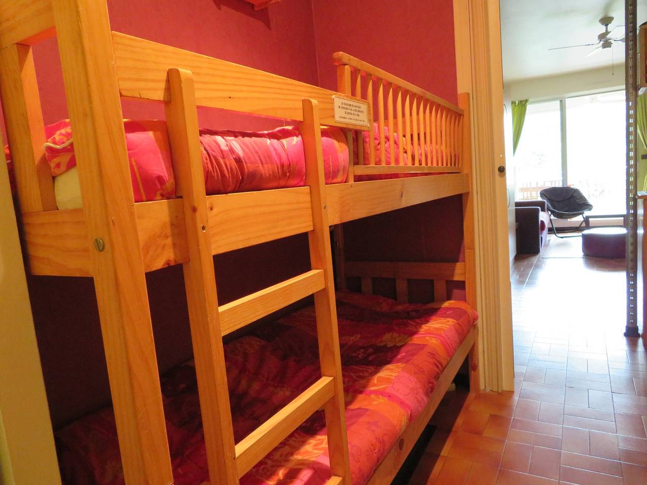 Entire apartment, Charming Studio Cabine with Terrace, 300m from Beach, Parking Included, Sète in Sete, Mediterranean Coast (France)