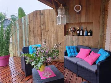 Gîte pour 6 personnes, avec jardin à Biganos