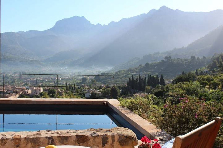 Finca mit Hund für 2 Personen, mit Terrasse und Garten, mit Haustier in Sóller