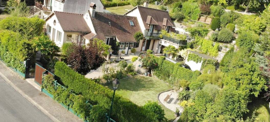 Gîte pour 8 personnes, avec jardin et vue à Sainte-Gemme-Moronval - 2