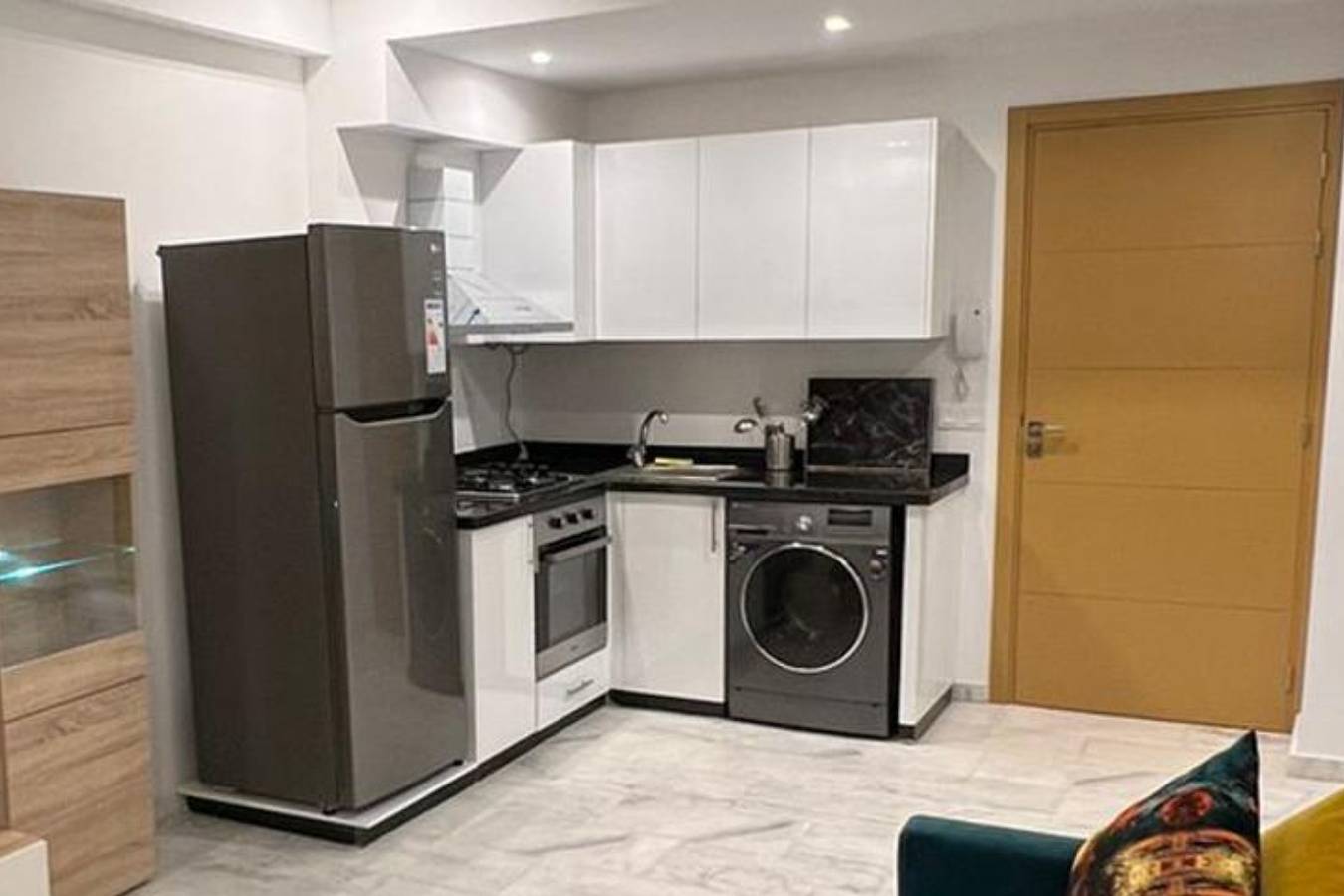 Appartement de vacances entier, 1Bed Apartment - Sleeps 4 - Balcony, Wifi, Parking in arrondissement de Guéliz, Marrakech