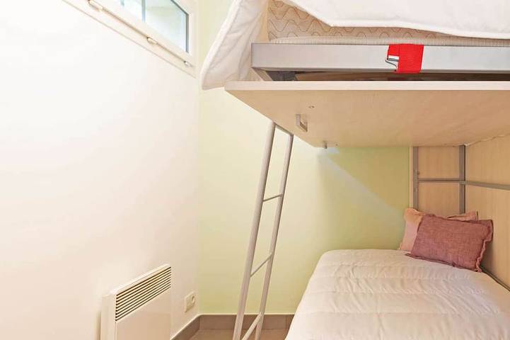 Gîte pour 6 personnes, avec jardin, animaux acceptés dans Plage de La Fossette - 3