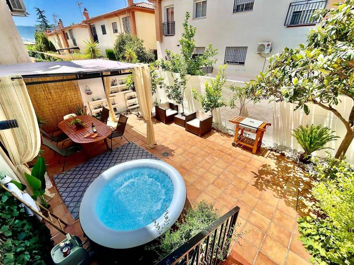 Casa rural para 6 personas, con jardín, Familias con niños en Vega de Granada - 2