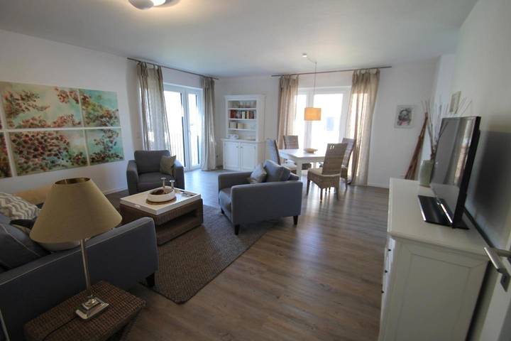 Ganze Wohnung, FeWo im 1. Og "Am Kurpark" in Dahme, Ostholstein
