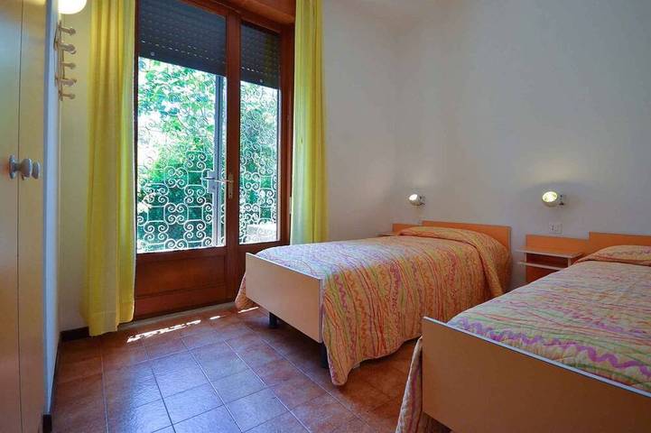 Bungalow für 6 Personen, mit Garten in Bibione - 3