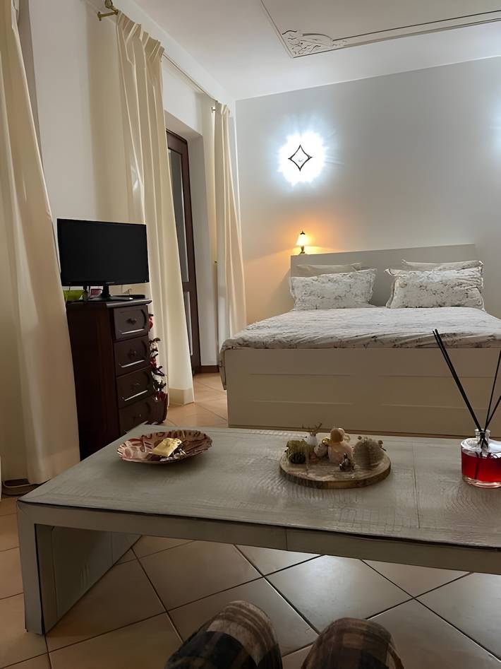 Vacation rental for 2 people, with yard in Lazio