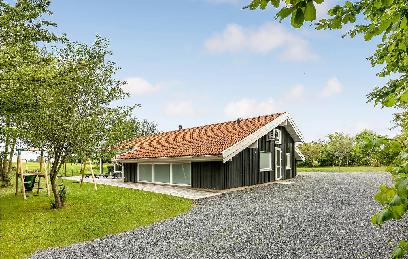 Feriehus for 12 personer med pool in Kegnæs, Lillebælt