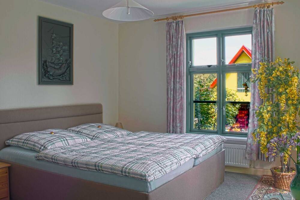 Ganze Wohnung, Ferienwohnung Petra Bargel die Nr. 1in Speck - Ferienwohnung Bargel in Kargow, Müritz