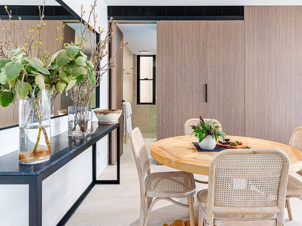 Ganze Wohnung, The Arden 2. Coogee. New Peaceful Spacious Garden Apartment, Meters to Beach in Sydney, New South Wales