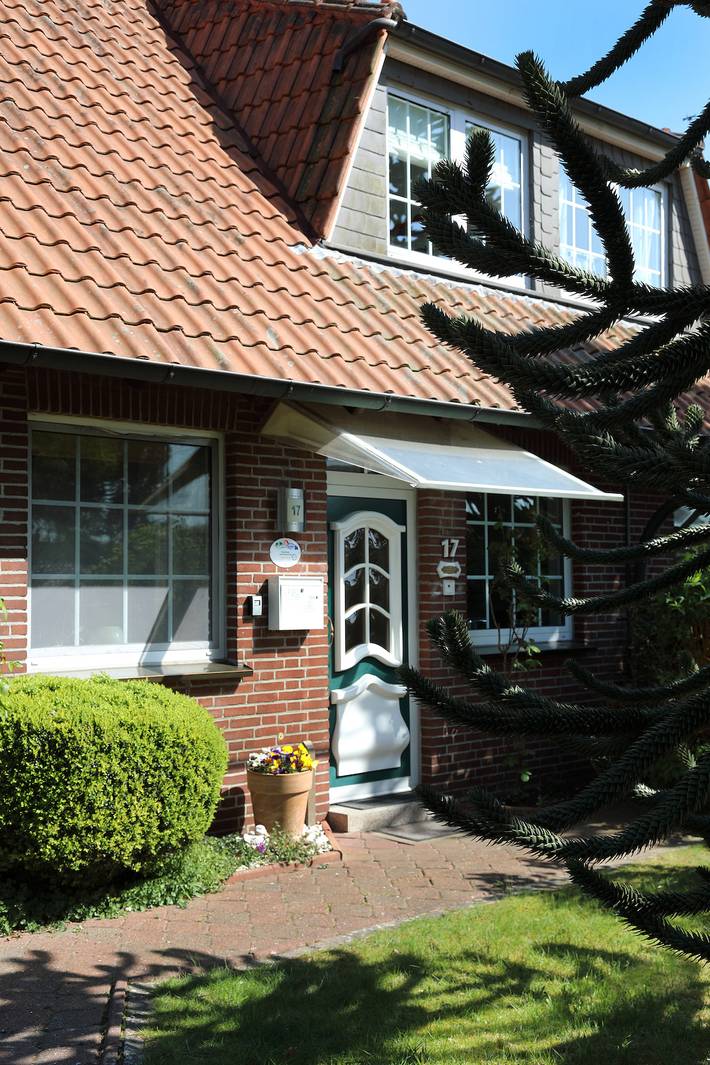 Ferienwohnung für 2 Personen, mit Terrasse, mit Haustier in Hage - 2