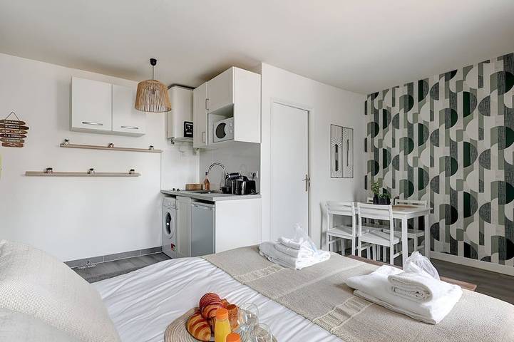 Ganze Wohnung, Thebluestay 203 - Elegant and charming studio in Bagnolet, Seine-Saint-Denis