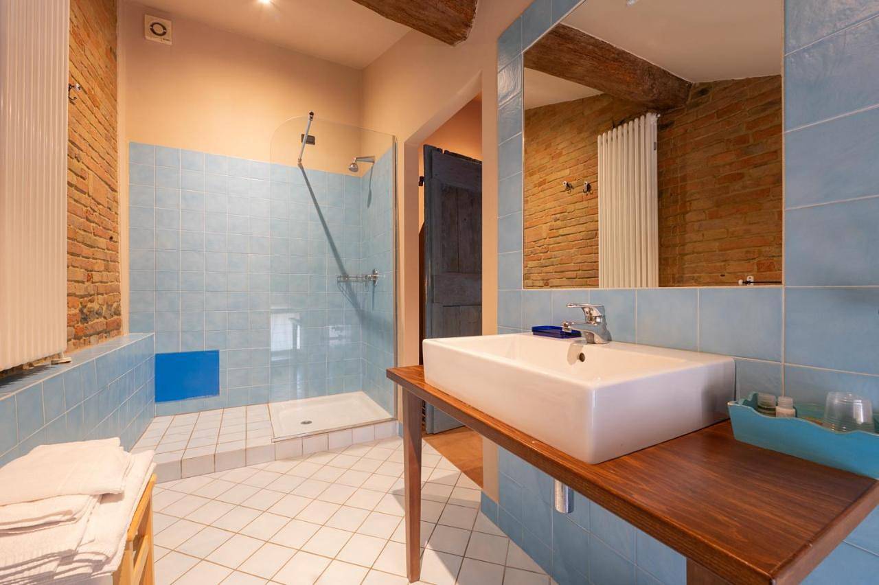 Double Room in Fiorenzuola d'Arda, Province de Plaisance