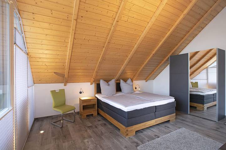 Ferienhaus für 8 Personen, mit Garten und Sauna sowie Whirlpool in Göhren-Lebbin - 4