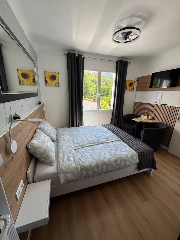 Chambre pour 2 personnes, avec Balcon et Terrasse ainsi que Jardin et Vue