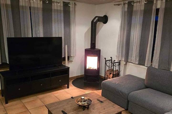 Ganze Wohnung, Ferienwohnung Bohn für Familien mit Hunden, Monteure in Kaisersbach, Rems-Murr-Kreis