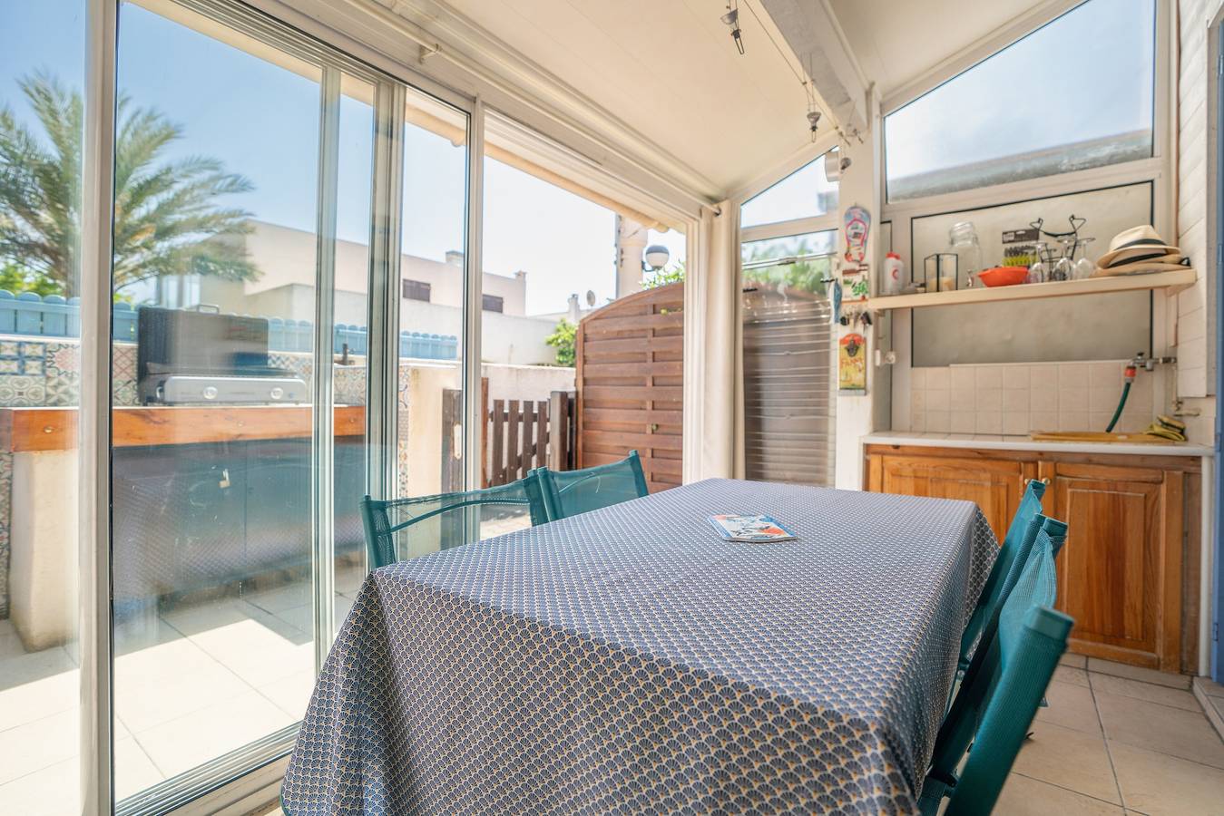Entire apartment, 2-Star Apartment "Chez Domi résidence front de mer" with Terraces & Wi-Fi in Frontignan, Mediterranean Coast (France)