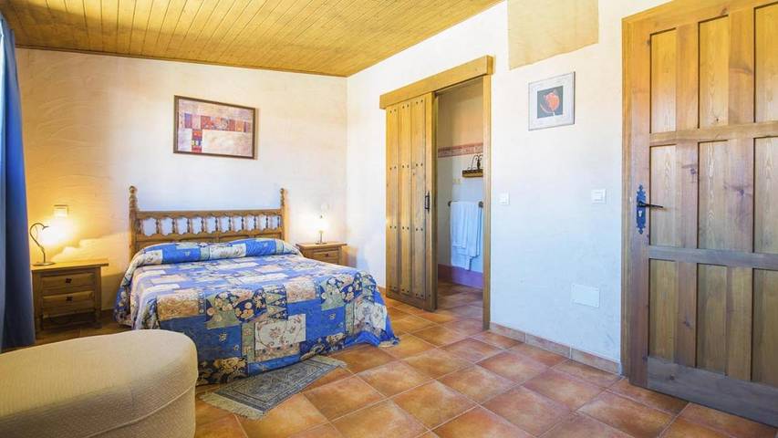 Casa rural para 12 personas, con terraza, Se admiten mascotas en Pelahustán